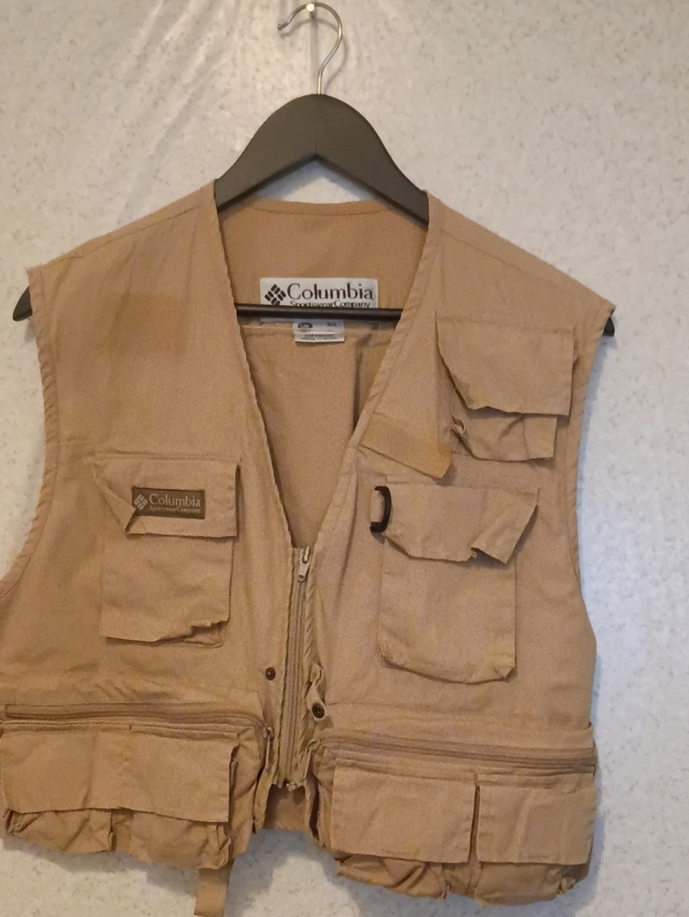 Columbia Tan Utility Fishing Vest